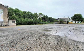 In der Driburger Straße soll in Bergheim bald ein neues modernes Feuerwehrgebäude entstehen – erstmal mit Gastherme. Das hat der Steinheimer Bauausschuss nun entschieden. - Madita Schellenberg