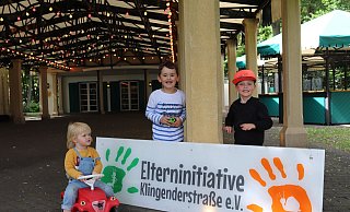 Laura (v.l.), Luca und Jonah und die anderen 29 Kindergartenkinder können die nächsten Tage in der Kämper-Baude verbringen. - Celina Allard