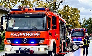 Die Feuerwehr musste in Gütersloh am Abend gleich mehrfach auszurücken. Fast zeitgleich gingen mehrere Notrufe ein. - Thorsten Heß