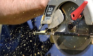 In beiden Fällen wurde eine Handkreissäge aus dem Wagen entwendet. - Pixabay