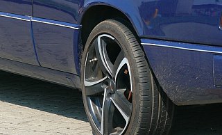 Die Reifen von 31 Autos sind in Südlengern im vergangenen Jahr zerstochen worden. - Pixabay