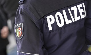 Die Polizei musste am Sonntag nach Bünde ausrücken. - picture alliance / Flashpic