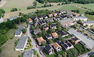 So soll das neue Baugebiet Lütkerlinde in Brakel aussehen. Die Nachfrage nach Baugrundstücken ist laut Stadt derzeit aber gering. - Grafik: Baucon