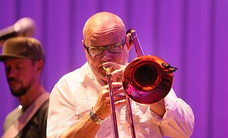 Die Band "Nils Landgren Funk Unit" begeistert im Marta Herford. - Frank-Michael Kiel-Steinkamp