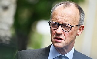 In seinem Amt reiht der CDU-Chef Friedrich Merz Fehltritt an Fehltritt und seine Rivalen warten nur auf die nächsten Patzer. - dpa