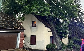Blick auf die Einsatzstelle in Essen-Holsterhausen. - Feuerwehr Essen
