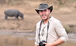 Markus Köchling ergatterte mit 15 eine Lehrstelle im Wuppertaler Zoo und schloss schließlich die Ausbildung als NRW-Jahrgangsbester ab. Später wechselte er zum Zoo Hannover. Jetzt ist er im Safariland. - Sabine Kubendorff