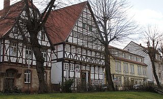 Das „Alt Warburg“ an der Kalandstraße ist eins der bekanntesten Fachwerkhäuser in der Hansestadt. - Dieter Scholz