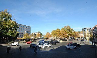 Der von der Staatsanwaltschaft Bielefeld angeklagte Vorfall soll sich auf dem Wilhelm-Kern-Platz in Espelkamp ereignet haben. - Joern Spreen-Ledebur