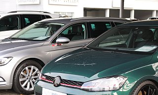 Der Mann zerkratzte auch Wagen auf dem Gelände von Auto Weller. - Simon Schulz