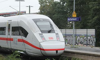 Ein Ausbau der Bestandsstrecke wird immer unwahrscheinklicher: Die Bahn favorisiert den Neubau einer ICE-Trasse zwischen Bielefeld und Hannover zumindest im ostwestföliscvhen Streckenteil. . - Ulf Hanke