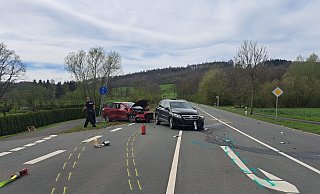 Die beiden Autos und das Motorrad kollidieren kurz vor Merlsheim. - Madita Schellenberg