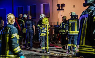 30 Einsätzkräfte der Feuerwehr waren am Freitagabend im Einsatz. - Paul Brinkmann