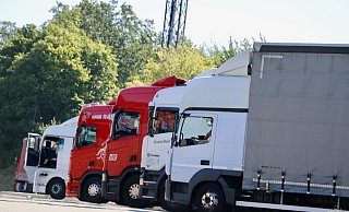 Der Rastplatz Löwengrund an der A2 in Porta ist oft gut gefüllt, nachts sogar häufig überfüllt. - Thomas Lieske