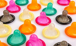 Es ist unklar ob die Täter Kondome oder Geld wollten. - Pixabay