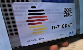 Das Deutschlandticket soll bald auch als Semesterticket für Studierende erhältlich sein. Das gilt auch für OWL. - Simone Flörke