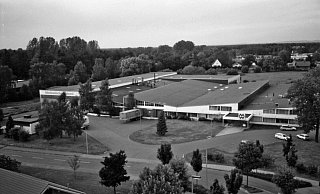 Ein Blick von oben auf die Mechanische Weberei in wirtschaftlich noch guten Zeiten. - Archiv Familie Hoffbauer