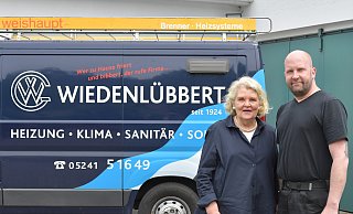Seniorchefin Karin Schlimm und ihr Sohn Dominic Schlimm führen den 1924 gegründeten Betrieb inzwischen in zweiter und dritter Generation.