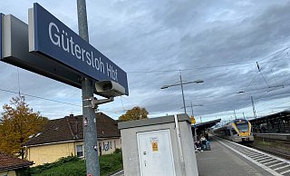 Der Gütersloher Bahnhof wird in den kommenden vier Wochen für Züge nicht erreichbar sein. Grund sind Arbeiten am Gleis. - Christian Bröder