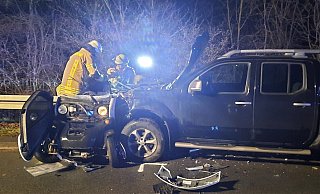 Der Nissan Navara krachte frontal in den kleinen elektrischen Stadtwagen. - David Schellenberg
