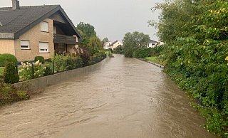 Ein Blick am 12. September 2023 von der Brücke Fohlenwiese flussabwärts. Wieder war Heepen vom Starkregen betroffen. - Peter Stuckhard
