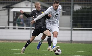 Ole Schürmann (r.) und seine Jöllenbecker sind an Pfingsten gegen Türkgücü Gütersloh unter Zugzwang. - Peter Unger