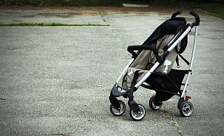 Die Polizei Herford musste zu einem Supermarkt wegen eines Mannes anrücken, der mithilfe eines Kinderwagen gestohlen hatte. - (Symbolbild): Pixabay