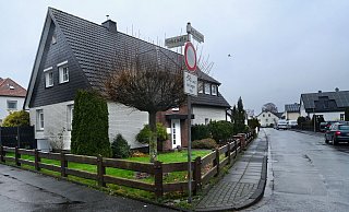 In der Straße Am Recksiek lag damals der Kiosk von Harald P. (Name gändert). Am 13. Juli 1994 wird der 67-jährige Betreiber überfallen und tödlich verletzt. - BARBARA FRANKE