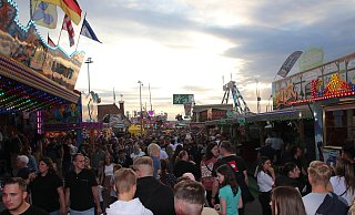Volles Haus: Der Blama am Samstagabend. - Felix Schwien