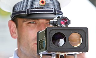 Den Raser erwischte die Polizei im Kreis Höxter bei einer mobilen Radarkontrolle. - Andreas Zobe
