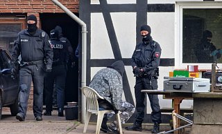 Am frühen Donnerstag fanden in Espelkamp sowie weiteren Orten in Niedersachsen und Nordrhein-Westfalen Razzien statt. - Nord-West-Media TV & Nachrichten GmbH