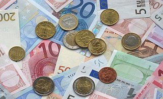 Der Mindestlohn wird zum 1. Oktober 2022 einmalig auf einen Bruttostundenlohn von 12 Euro erhöht. - Pixabay