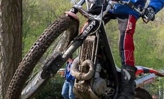 Diese 80er-Geländemaschine wurde aus der Vereinsgarage des DMSC am Leineweberring gestohlen. - Polizei