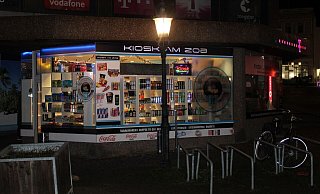 Ein Unbekannter hat den Kiosk am ZOB in Minden am Abend überfallen. - Polizei Minden-Lübbecke