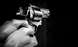 Das Duo trug Waffen und Drogen mit sich herum. - Symbolfoto: Pixabay