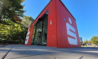 In diesem Pavillon sollen Sparkassenkunden demnächst ihre Bankgeschäfte erledigen. - Florian Weyand