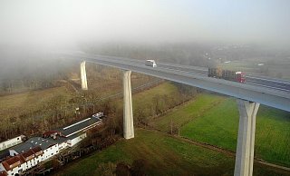 Die neue Brücke der B 480n über das Aftetal wurde wenige Tage vor Weihnachten 2021 eröffnet. - Jens Reddeker