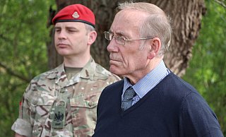 Richard Lee, hier bei einem Besuch in Paderborn, ist überzeugt, dass seine Tochter Katrice noch lebt. - Archivfoto: Holger Kosbab