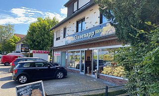 Vor der Bäckerei-Filiale an der Avenwedder Straße 44 hat sich Montagfrüh ein Vorfall ereignet, bei dem ein Lieferant von einen maskierten Duo bedroht worden ist. - Christian Bröder