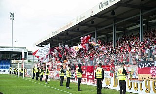 2.500 Fans waren aus Essen angereist. - Joel Beinke