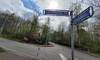 Im Randbereich des Sportplatzes Hunnebrock könnte tief in der Erde eine Bombe aus dem zweiten Weltkrieg liegen. - Gerald Dunkel
