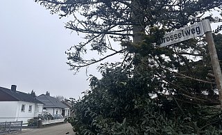 Am Drosselweg in Lerbeck ist es am Samstagabend zu der Messerattacke auf einen 61-Jährigen gekommen. Dieser verstarb nun im Mindener Klinikum. MT-Foto: - Patrick Schwemling
