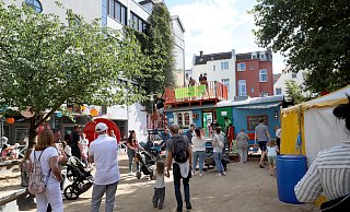 Der Linnenbauerplatz war der Anziehungspunkt für Familien. - Frank-Michael Kiel-Steinkamp