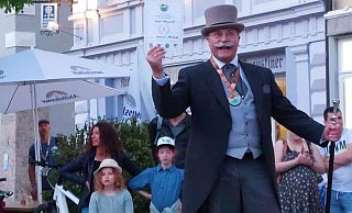 Der Bad Oeynhausener Koch und Gastronom Frank Wiegand freut sich über den dritten Platz bei der Weltermeisterschaft der Bartträger im bayerischen Burghausen. - Privat