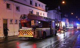 Die Schloßhofstraße musste für den Einsatz rund eine Stunde gesperrt werden. - Charlotte Mahncke