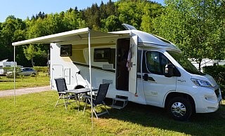 Immer mehr Menschen ziehen mit dem Wohnmobil durch die Lande. Sei es für den Kurzurlaub oder um für ein paar Tage Freunde und Verwandte zu besuchen und dabei gleich noch die nähere und weitere Region zu erkunden. - Pixabay