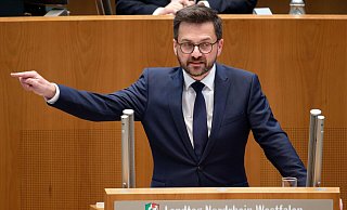 Thomas Kutschaty, Fraktionsvorsitzender der SPD, hielt eine scharfe Haushaltsrede. - Henning Kaiser