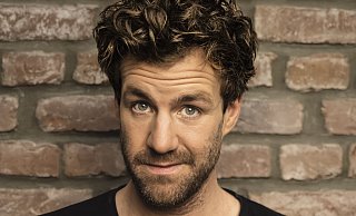 Hat wieder gut lachen: Luke Mockridge hatte sich einige Zeit aus der Öffentlichkeit zurückgezogen. - Thomas Rabsch