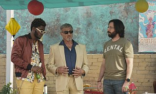 Altmeister Sylvester Stallone (76,Mitte) zeigt in "Tulsa King" bei Paramount+, dass er noch nicht zum alten Eisen gehört. - All rights reserved to Paramount+