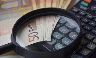 Mit dubiosen Jobangeboten werben Vertriebspartner mit Aussichten auf Geld und gute Karrierechancen. - Pixabay (Symbolfoto)
